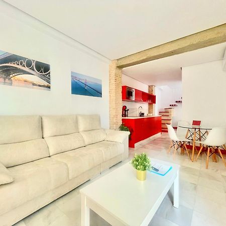 Philippe'S Home Triana Con Terraza Севиля Екстериор снимка