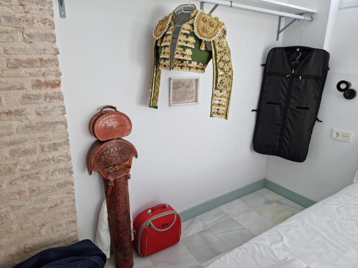 Philippe'S Home Triana Con Terraza Севиля Екстериор снимка